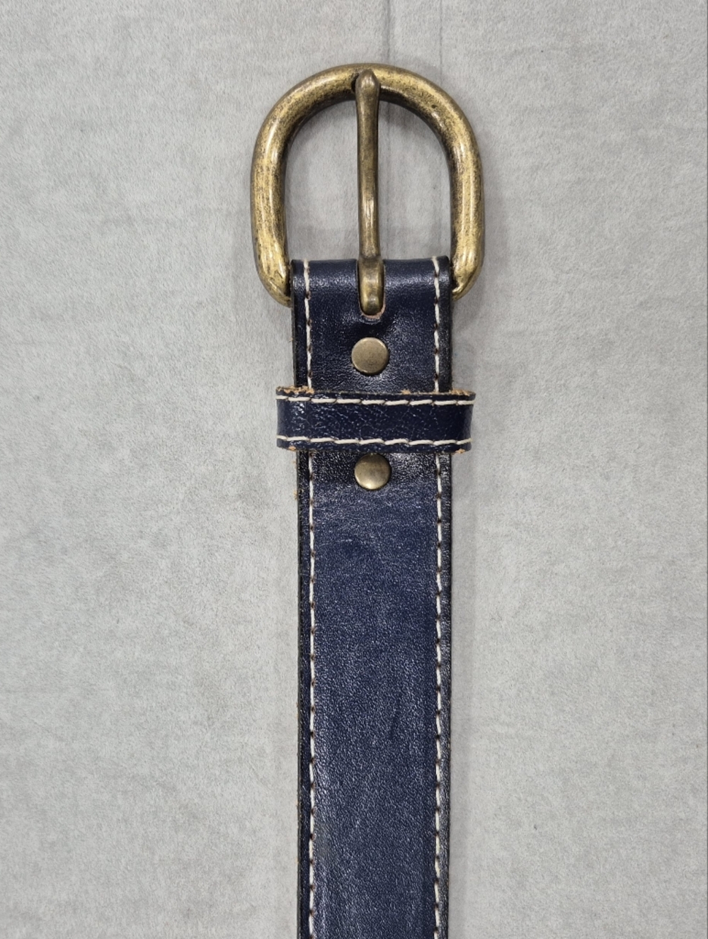 Classic Navy Leather Belt with Brass Buckle - Picture 2 of 12